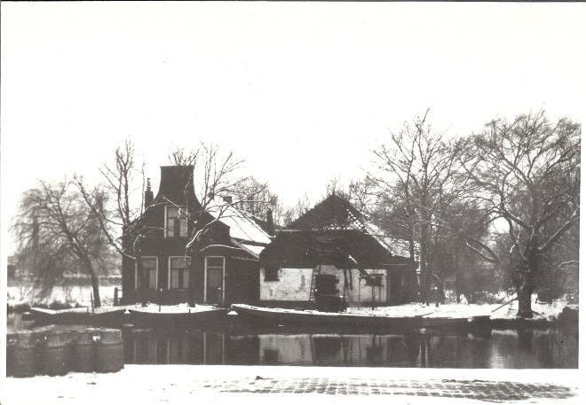 Boerderijtje aan de Schie waar mijn grootmoeder Sonneveld-Buschmann geboren werd